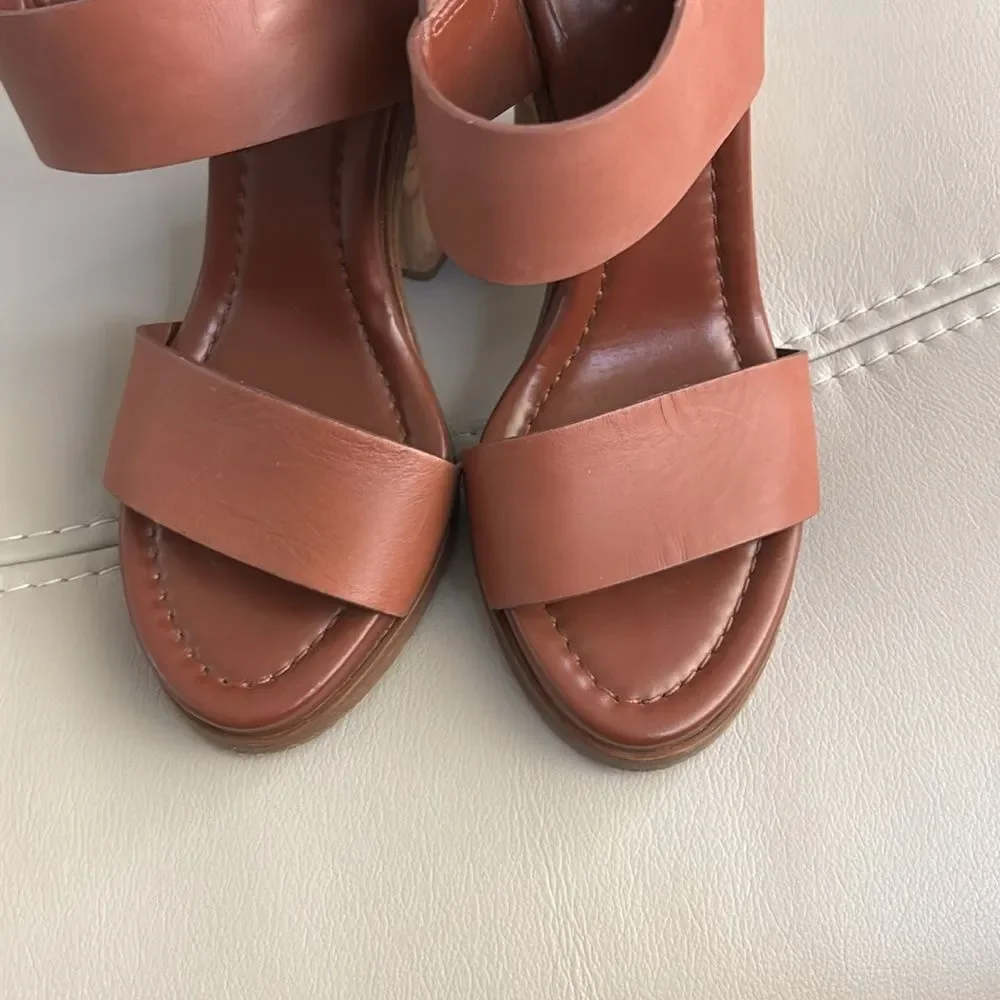Vince Brown Haley Sandals with Chunky Wooden Heel sz 6